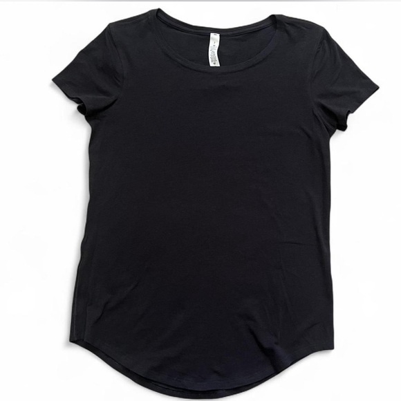 lululemon athletica Tops - Lululemon Athletica Black Fitted Short Sleeve T-Shirt